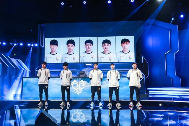 探讨这一决 探讨这一决